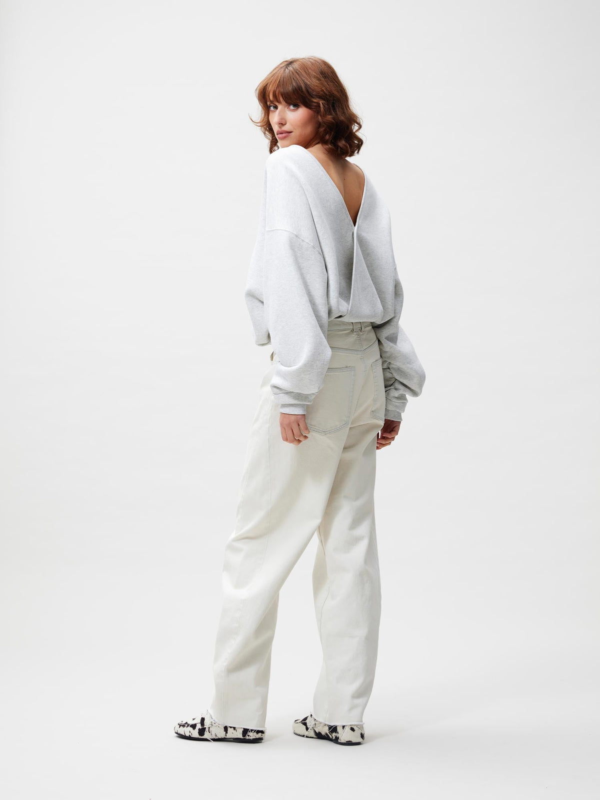 Catwalk Junkie Sweater met open rug detail