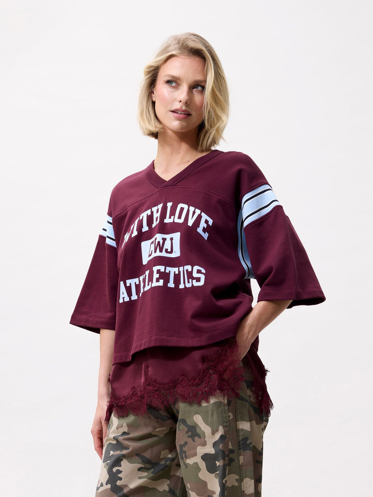 Sporty Graphic Short Sleeve Sweater Merlot
