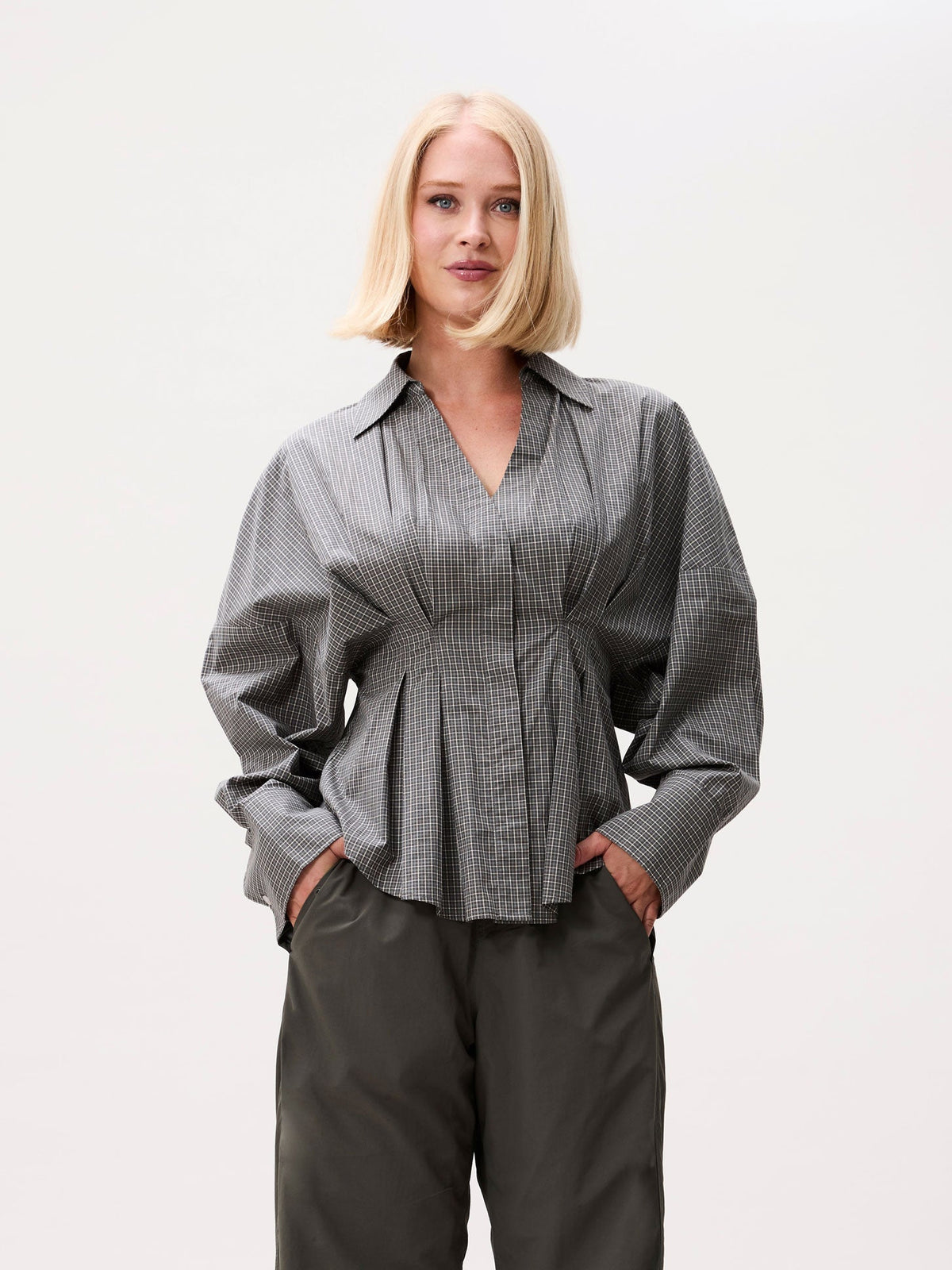 Catwalk Junkie Check blouse with waist pleats Dark Green