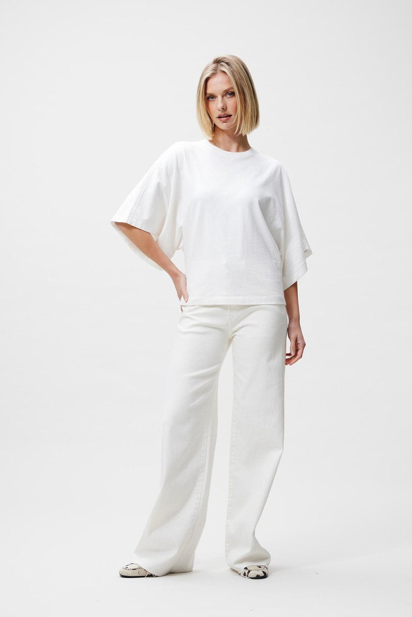 Catwalk Junkie Batsleeve tshirt – off white