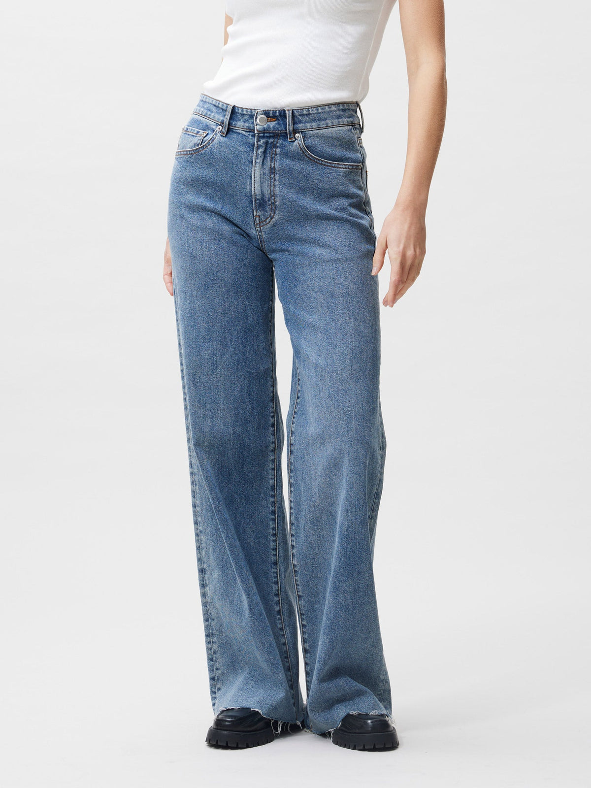 Catwalk Junkie Loose Fit Jeans True Blue